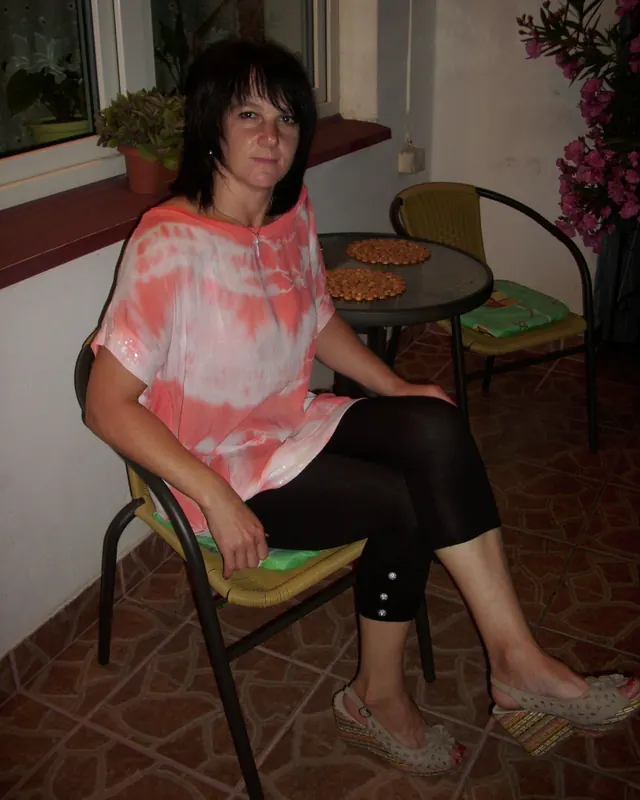 Gaëlle, 42 ans, cougar à Saint-Pardoux-la-Rivière