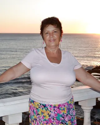 Lourdes, 47 ans, cougar à Lyon