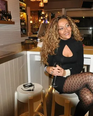 María, 53 ans, cougar à Saint-Étienne